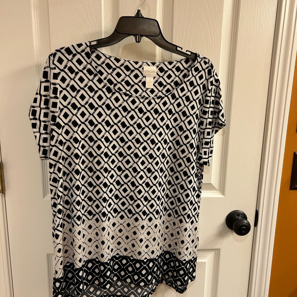 Chico’s Size 2 Top